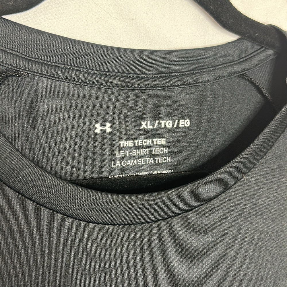 Under Armor Tech Tee - Picture 3 of 5